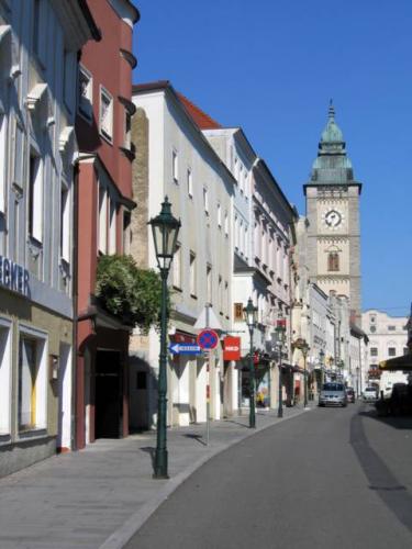 Linzer Straße, Stadtturm 