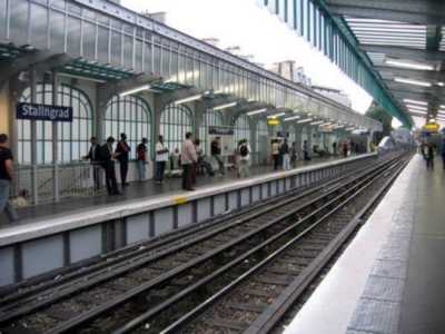 Métro Ligne 2, Stalingrad 