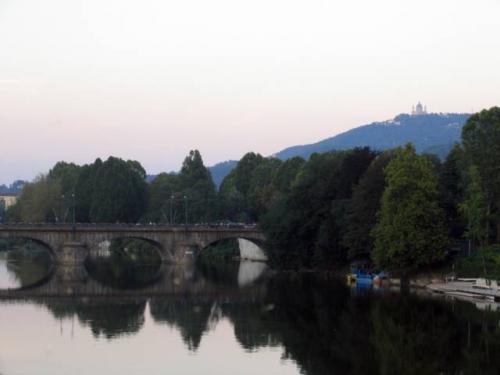 Po, Ponte Vittorio Emanuele I, Sassi